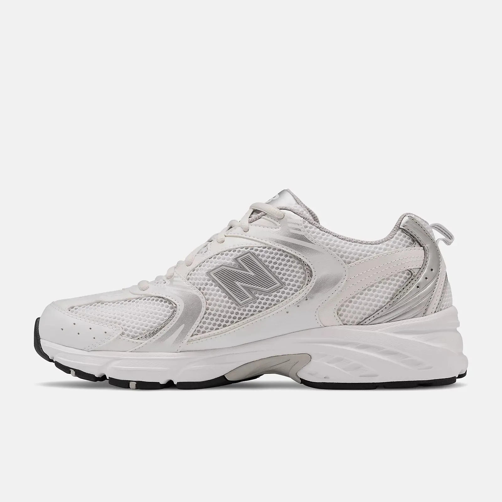 530 - White with Silver Metallic MR530EMA