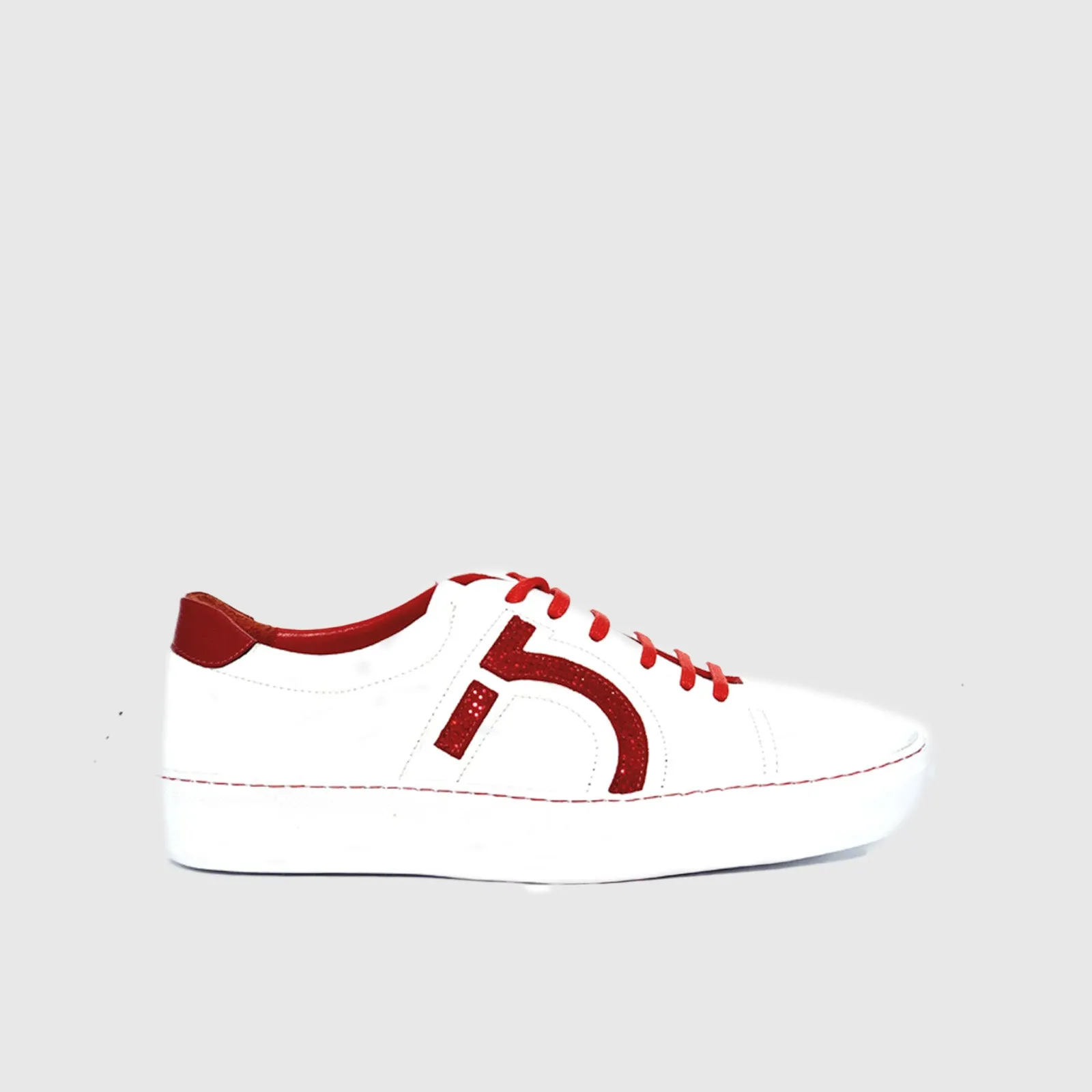 Casual Comfort Sneakers - ELI10323