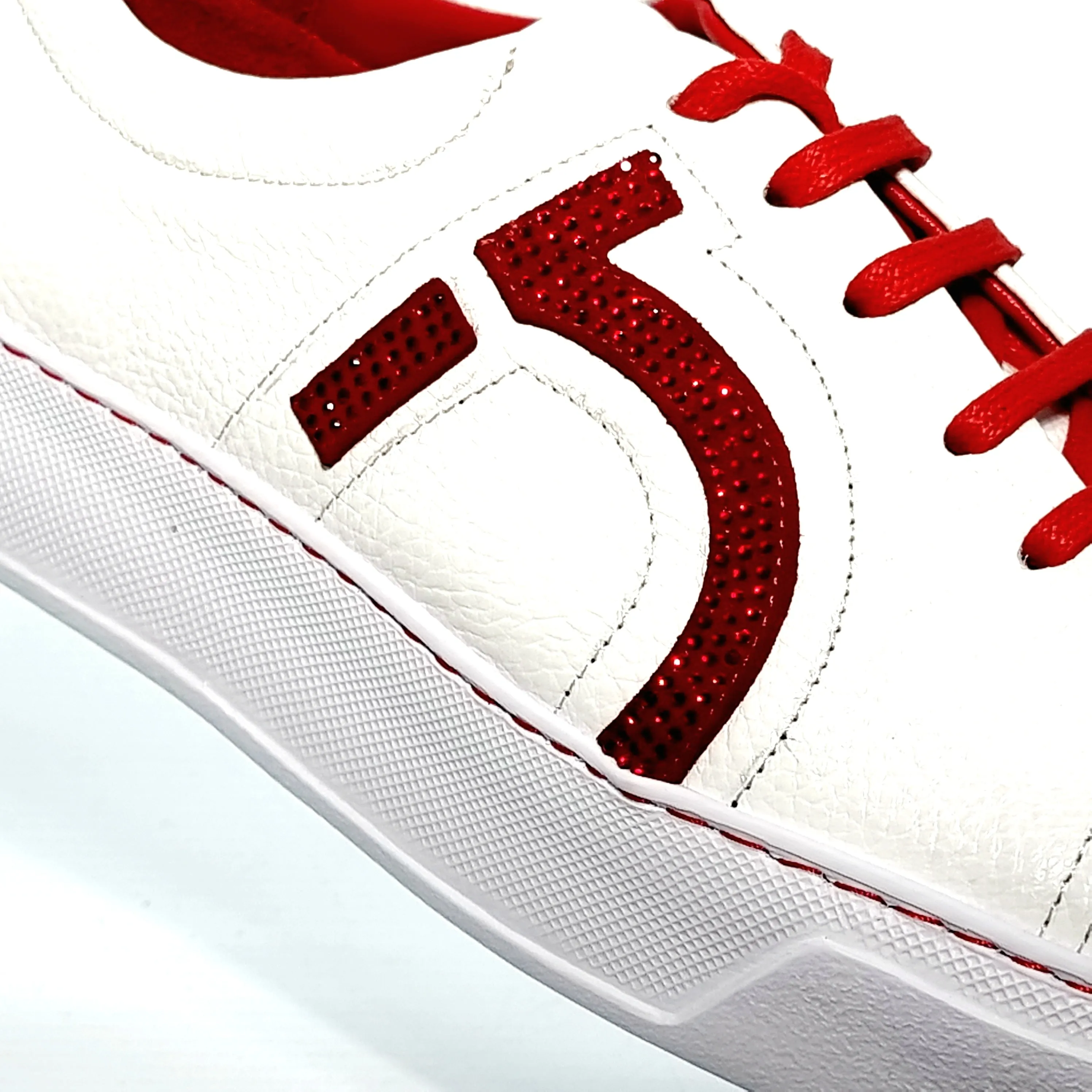 Casual Comfort Sneakers - ELI10323