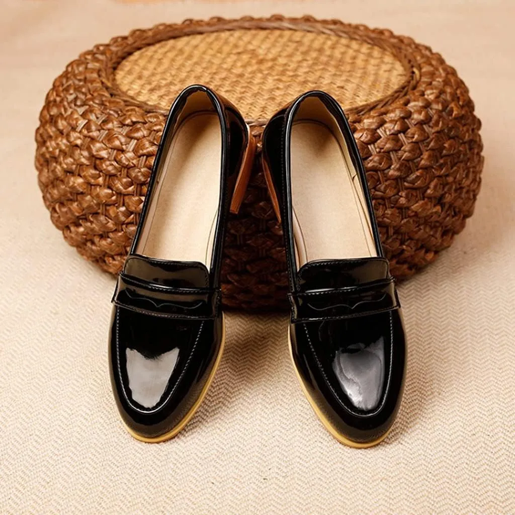 MIOKE Women's Casual Flat Low Heel Oxfords Shoes Slip On Wingtip Vintage Classic Western Oxford Brogues